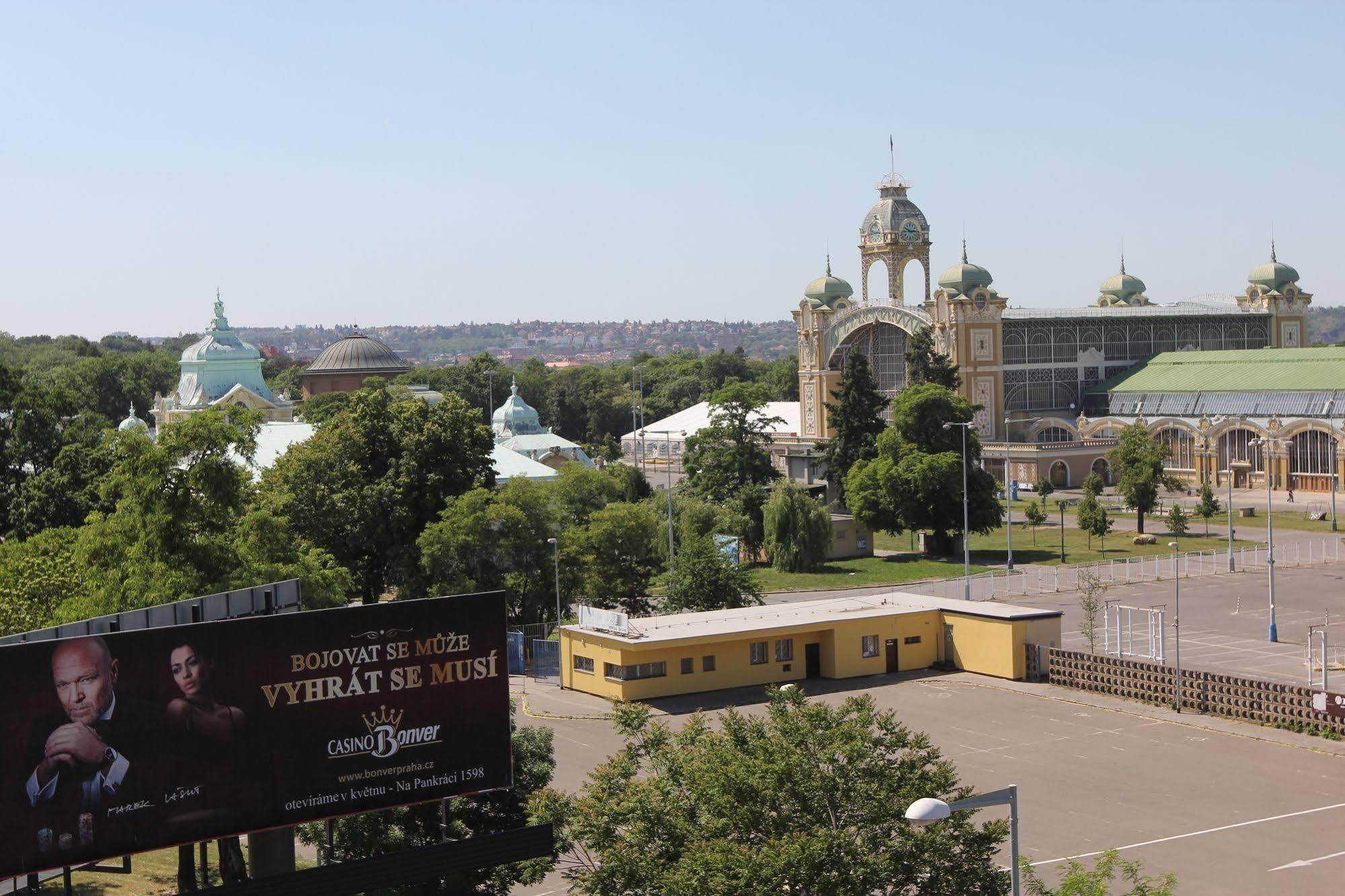 Residence Vysta Prague Luaran gambar